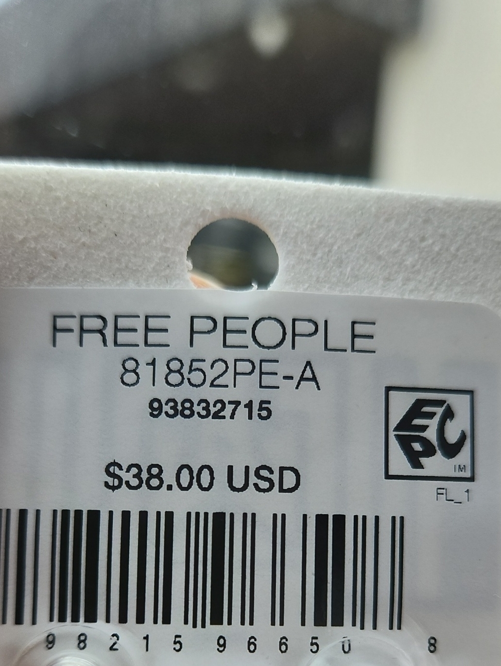 Free People Flume Hoops - Picture 4 of 4